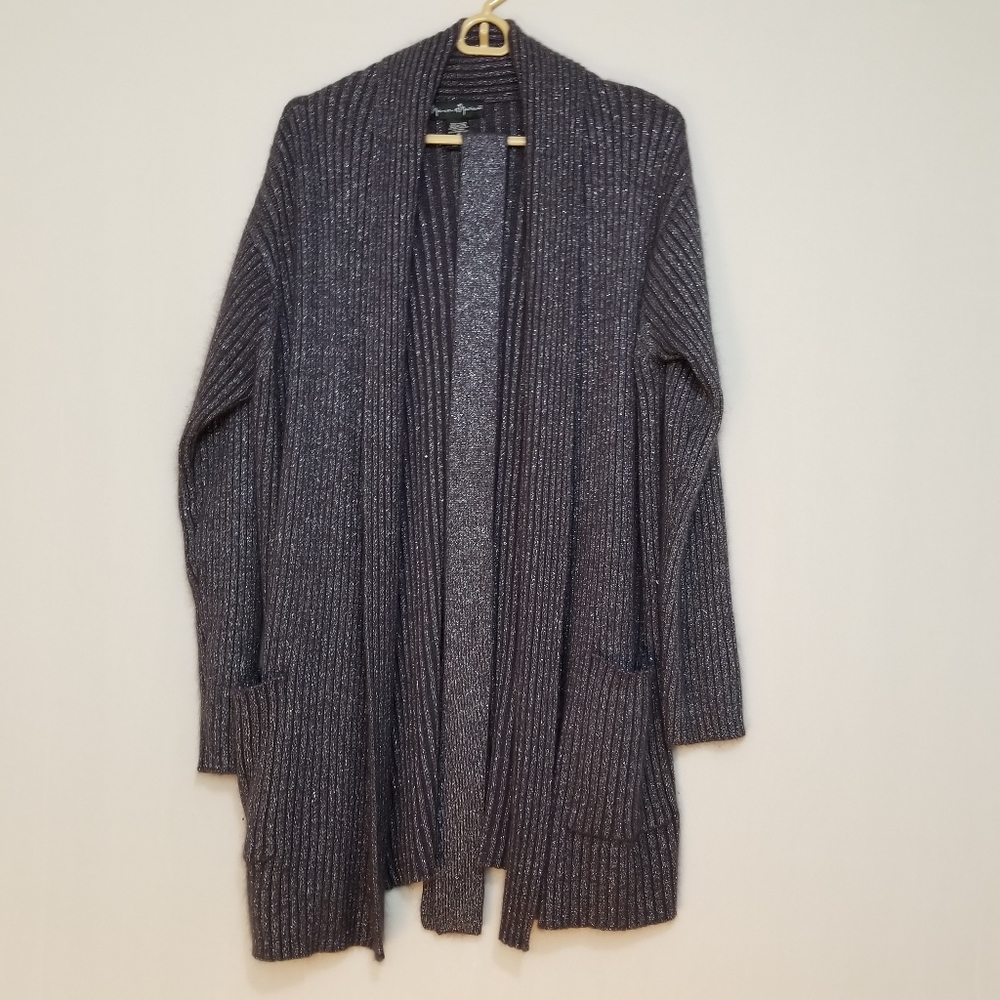 Medium Mercer & Madison long sweater 202